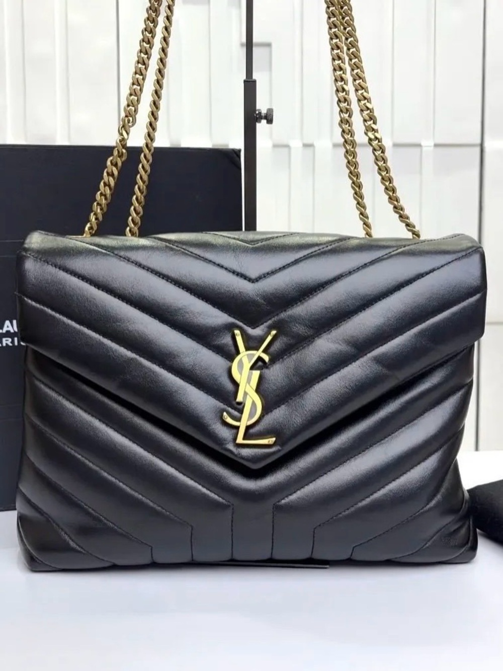 YSL SMALL LOULOU BLACK LEATHER SHOULDER BAG